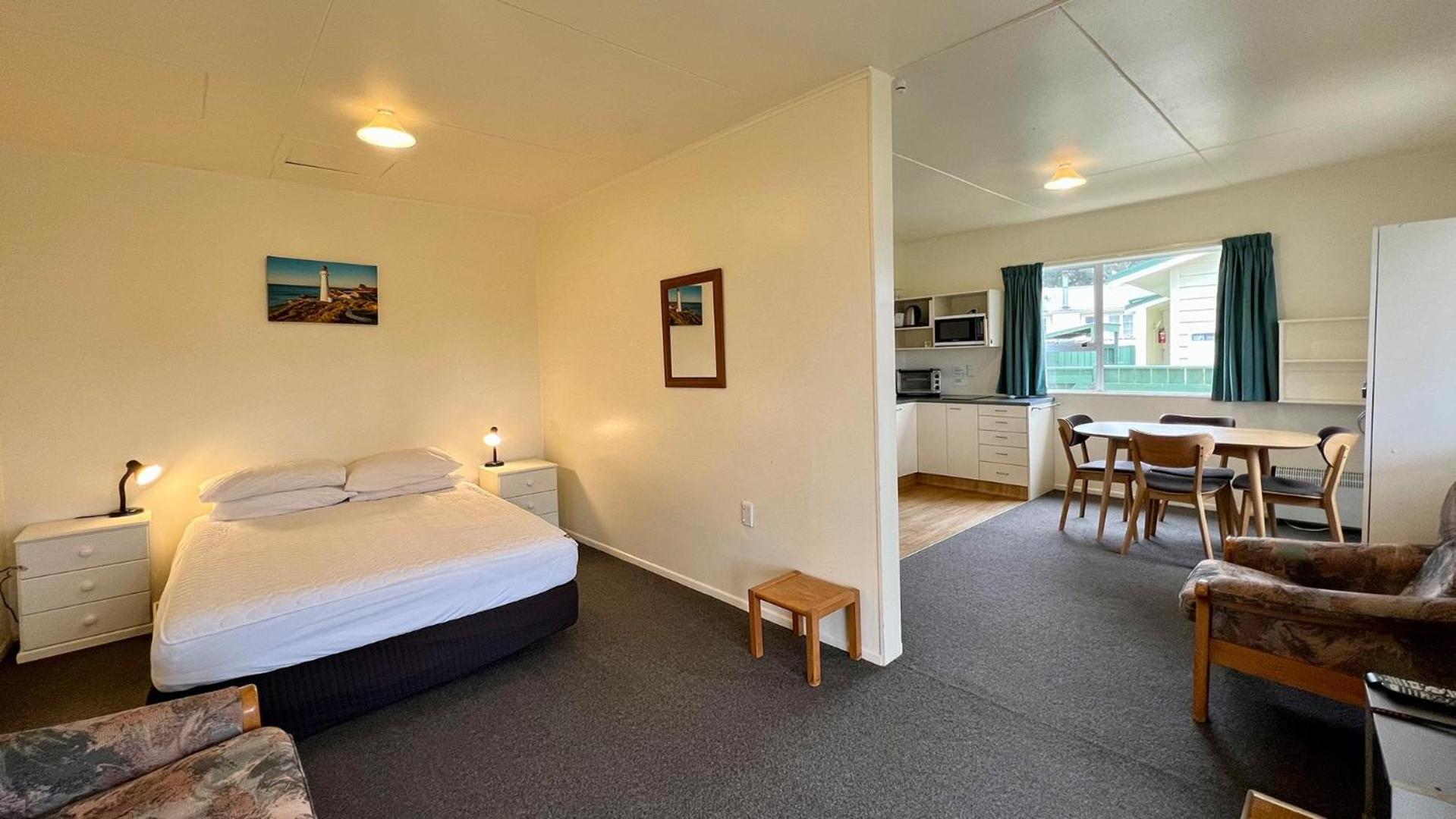 Castlepoint Holiday Park & Motels