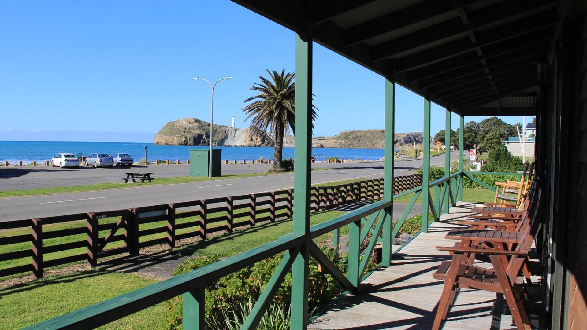 Castlepoint Holiday Park & Motels
