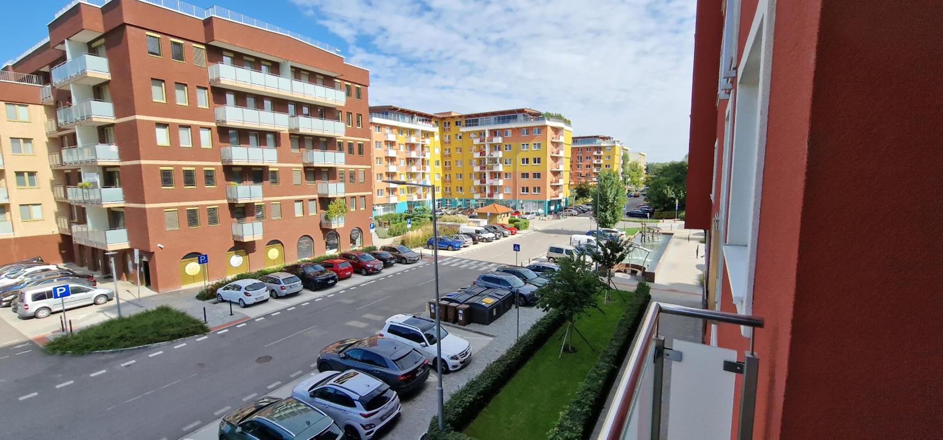 Luxo Grand Apartments by Bratislavatrip