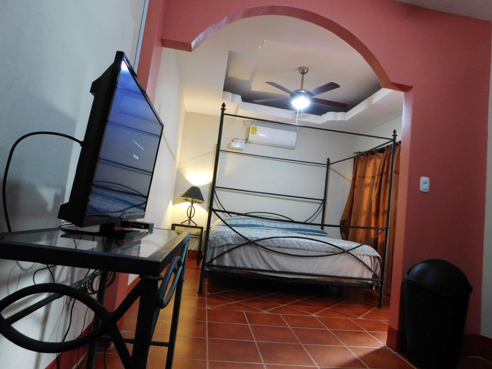 Casa El Caimito view 5