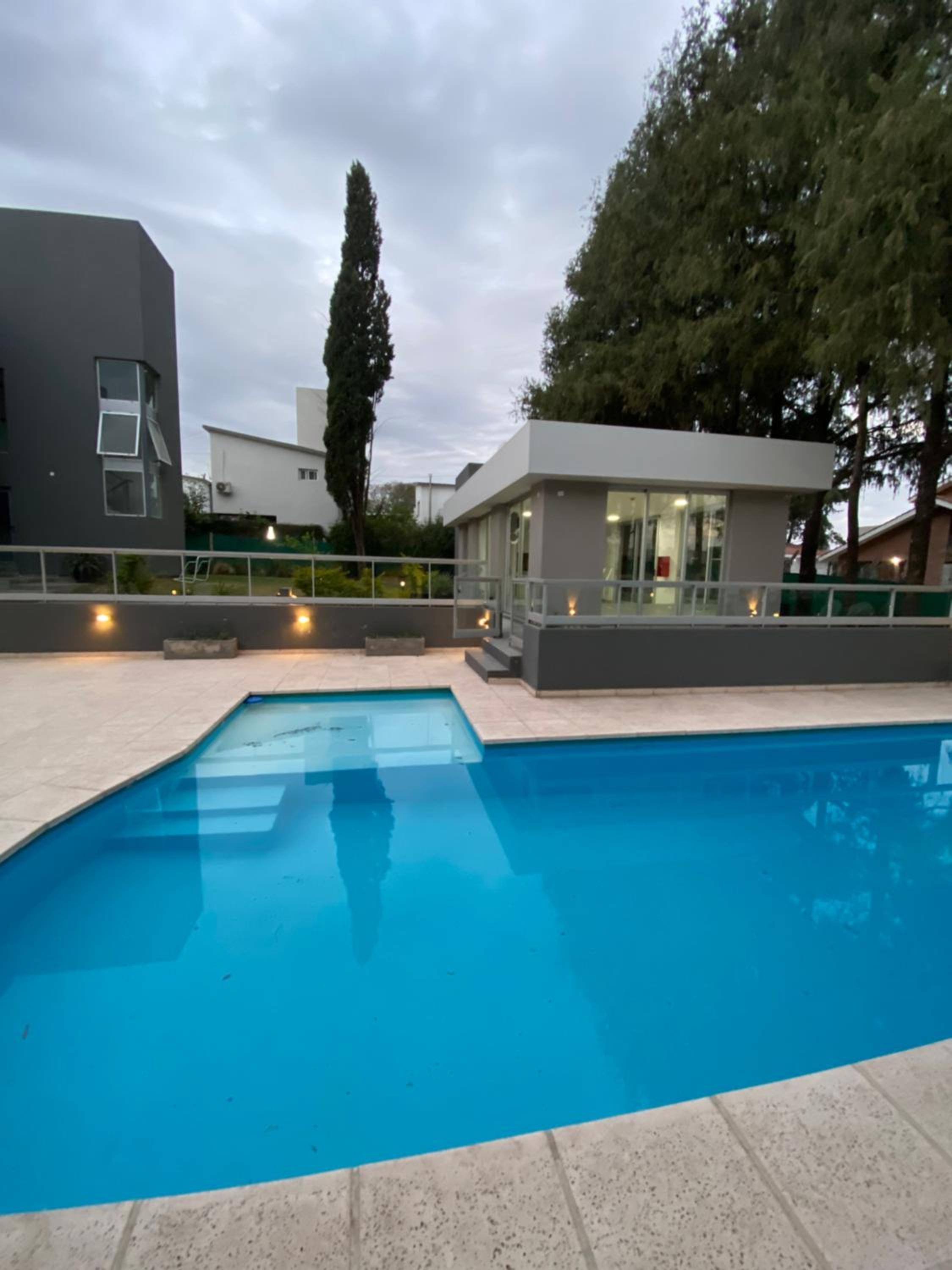 Departamento impecable ,complejo cerrado, asador y pileta