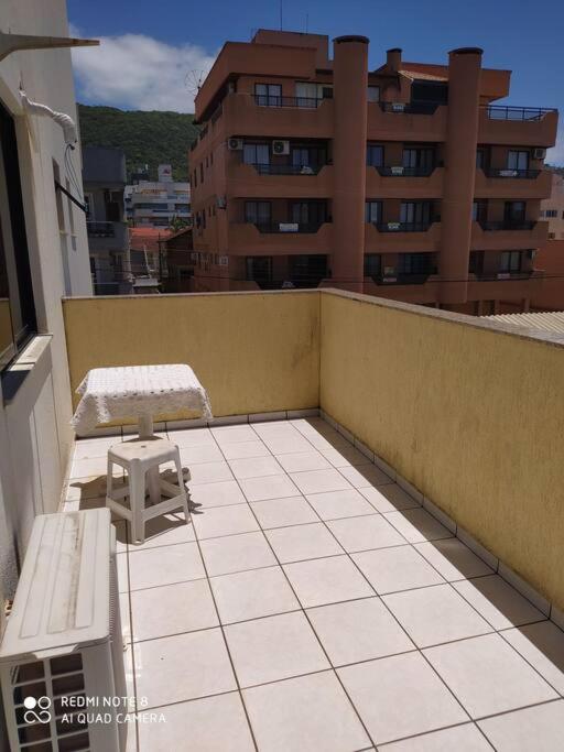 Apartamento Bombas, 50m da praia