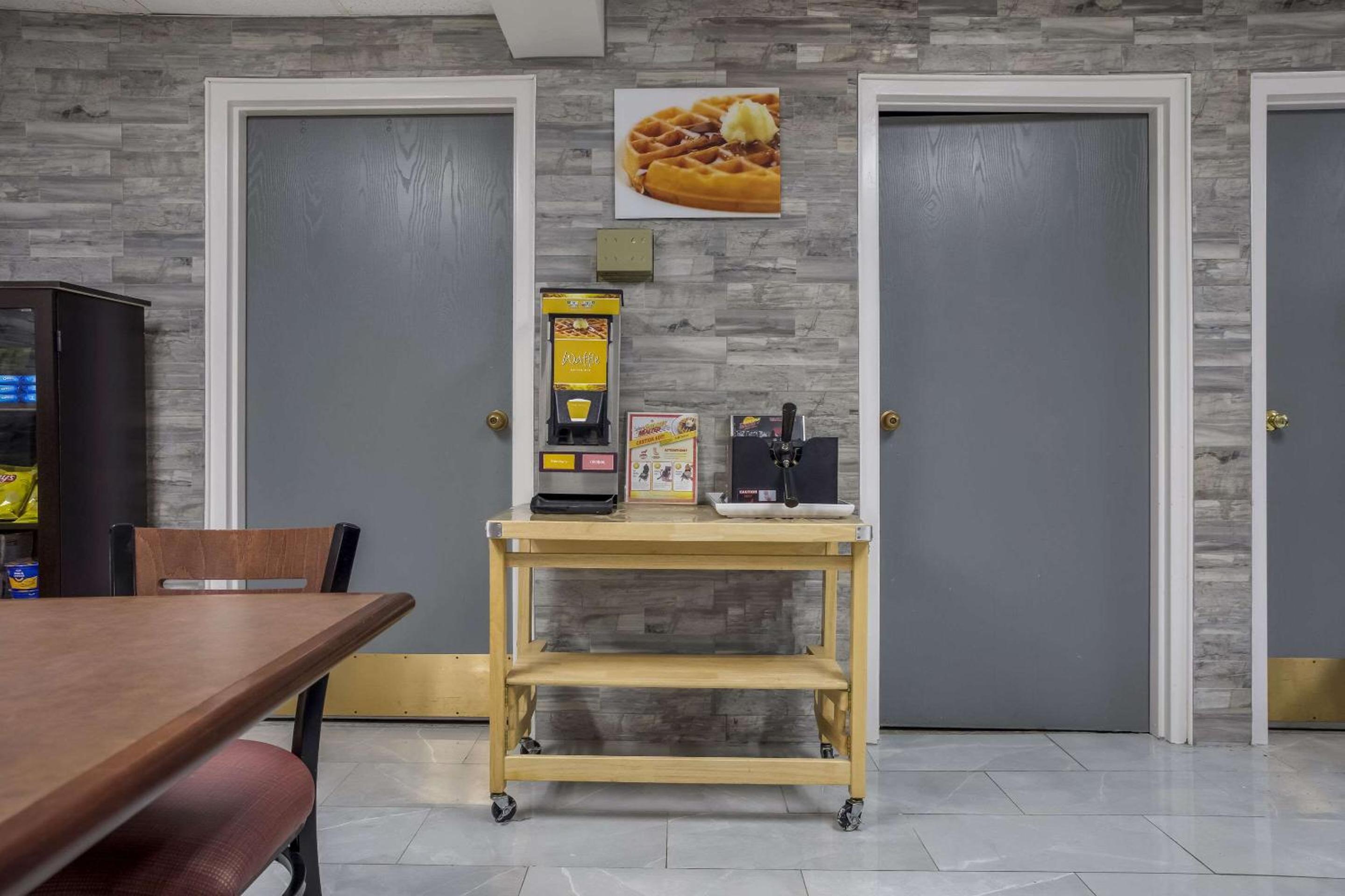 Quality Inn Toledo Westgate, 사진 18