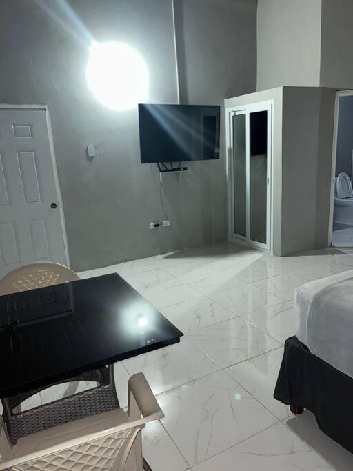 Oak Villa Montego Bay2 King Room view 3