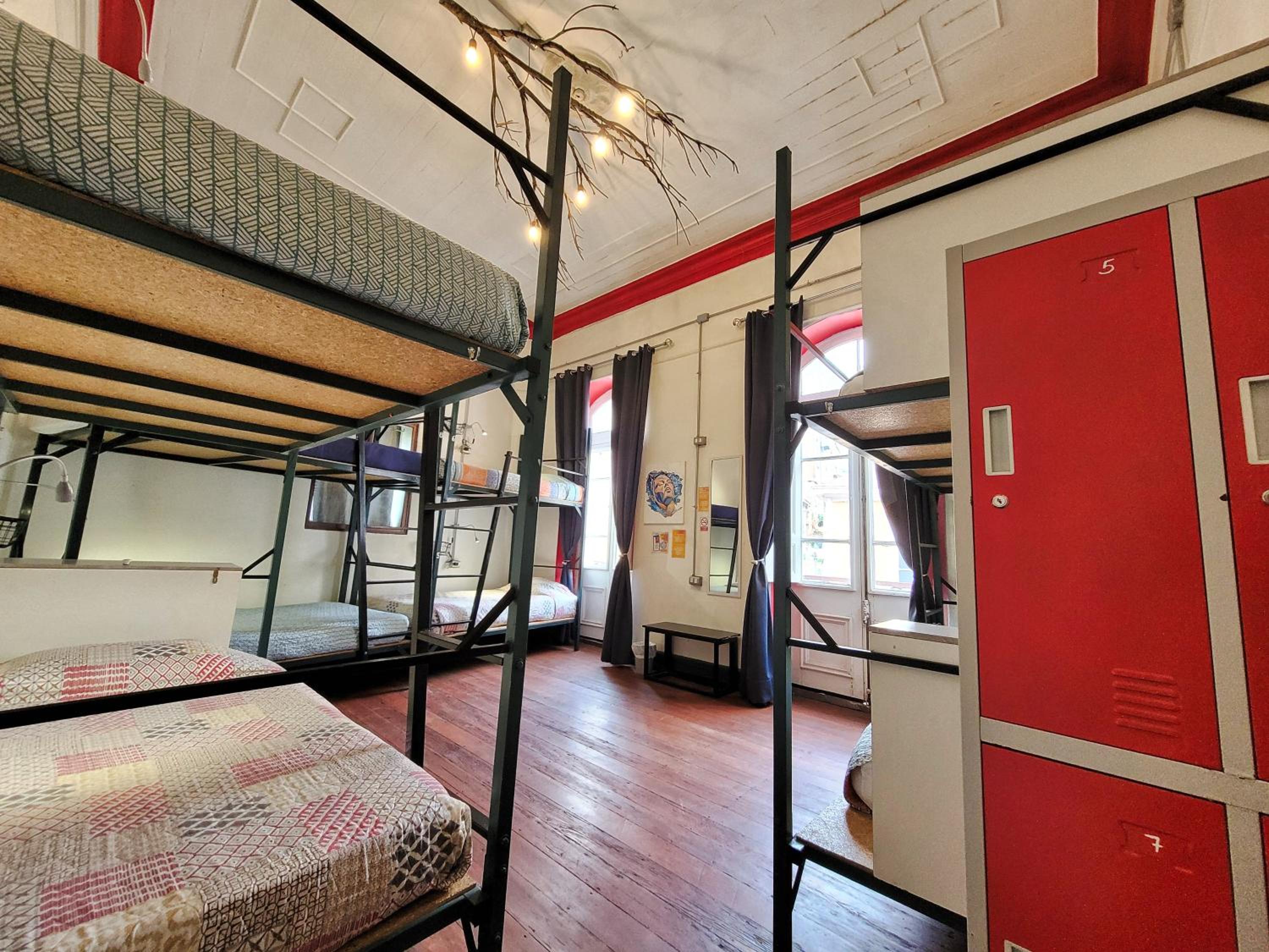 Maki Hostel Valparaiso, photo 81