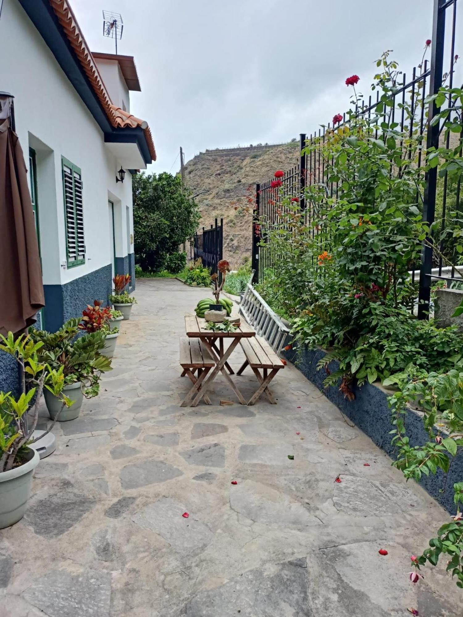 CASA DONELA