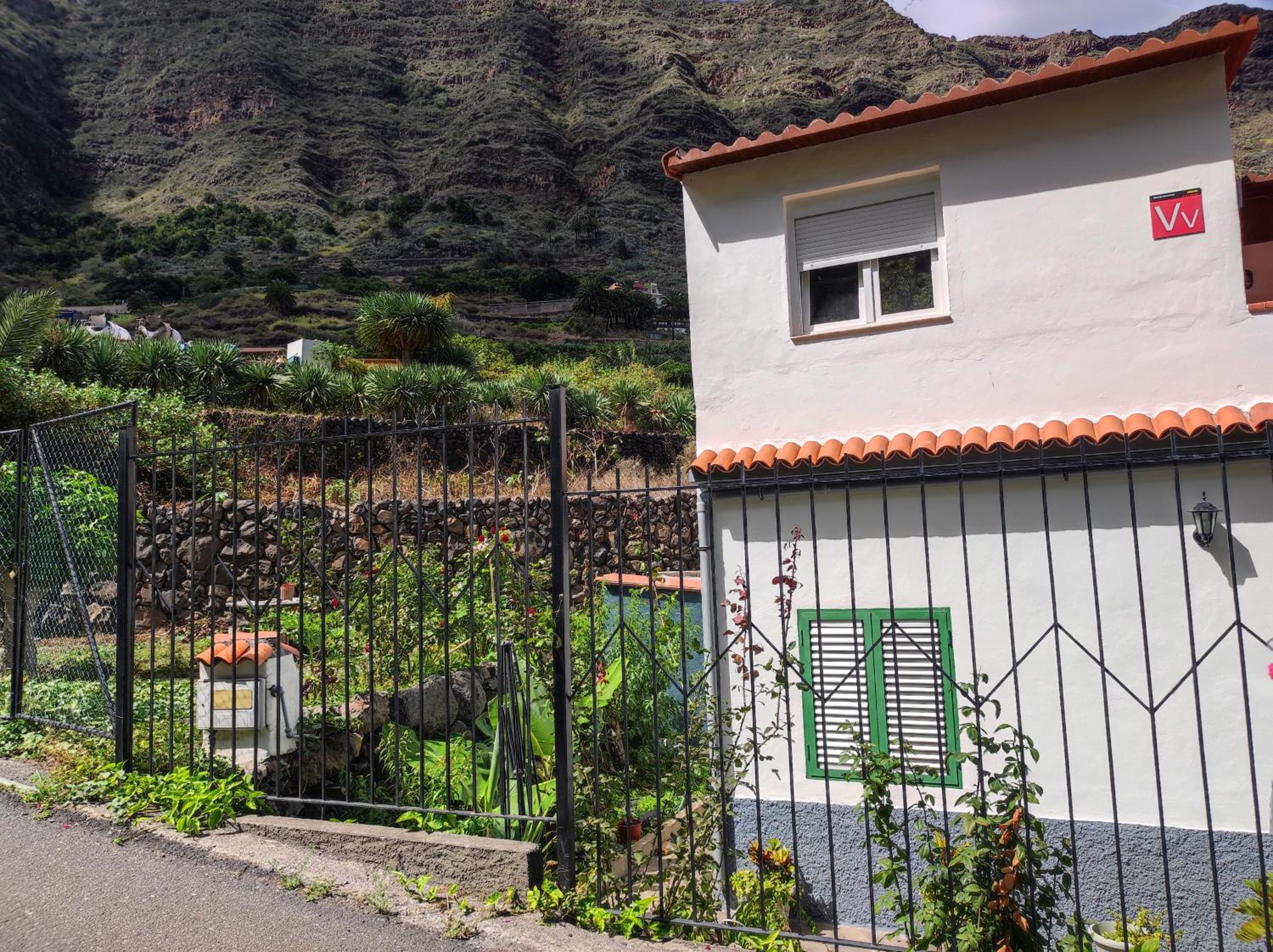 CASA DONELA