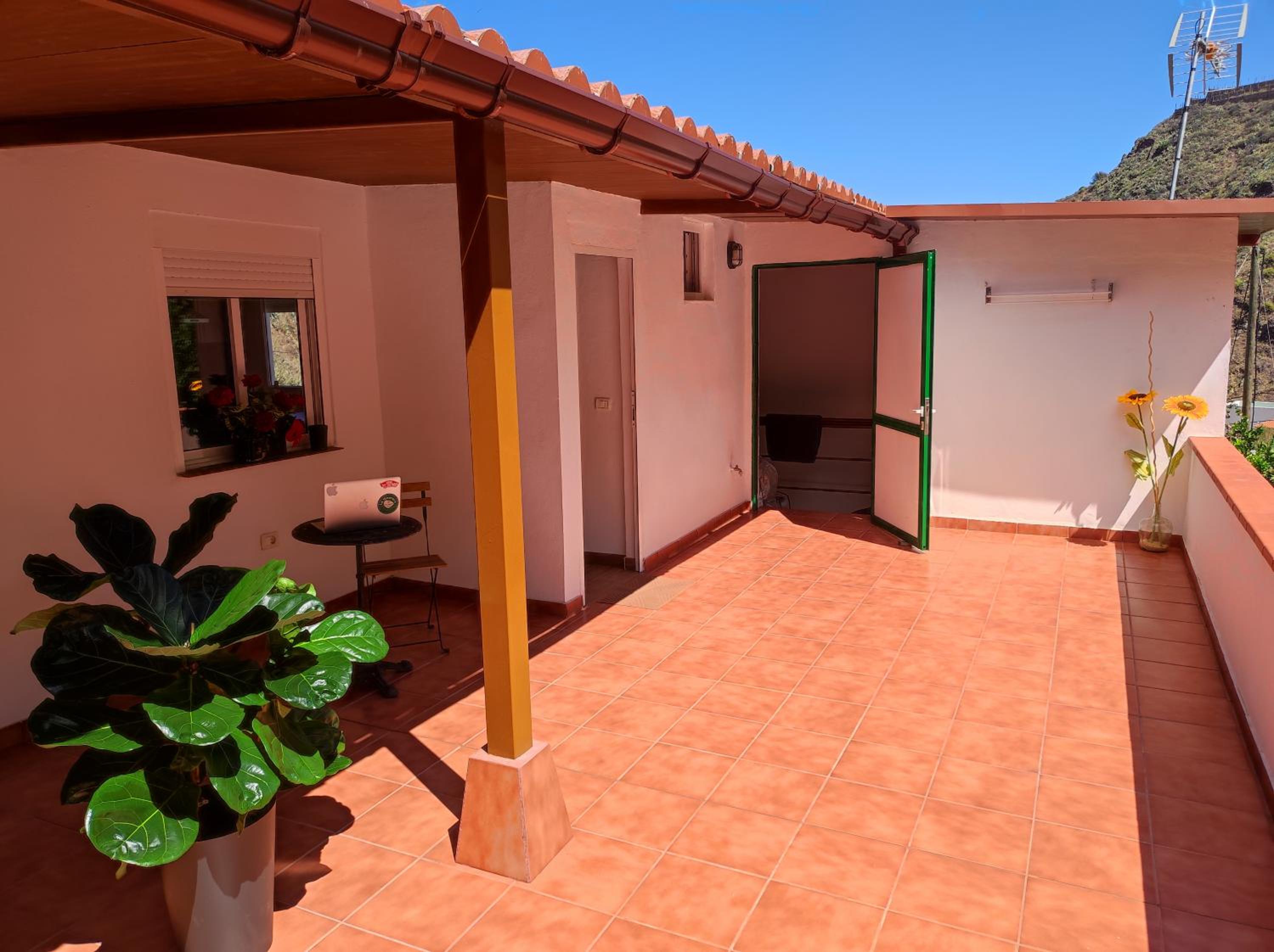 CASA DONELA
