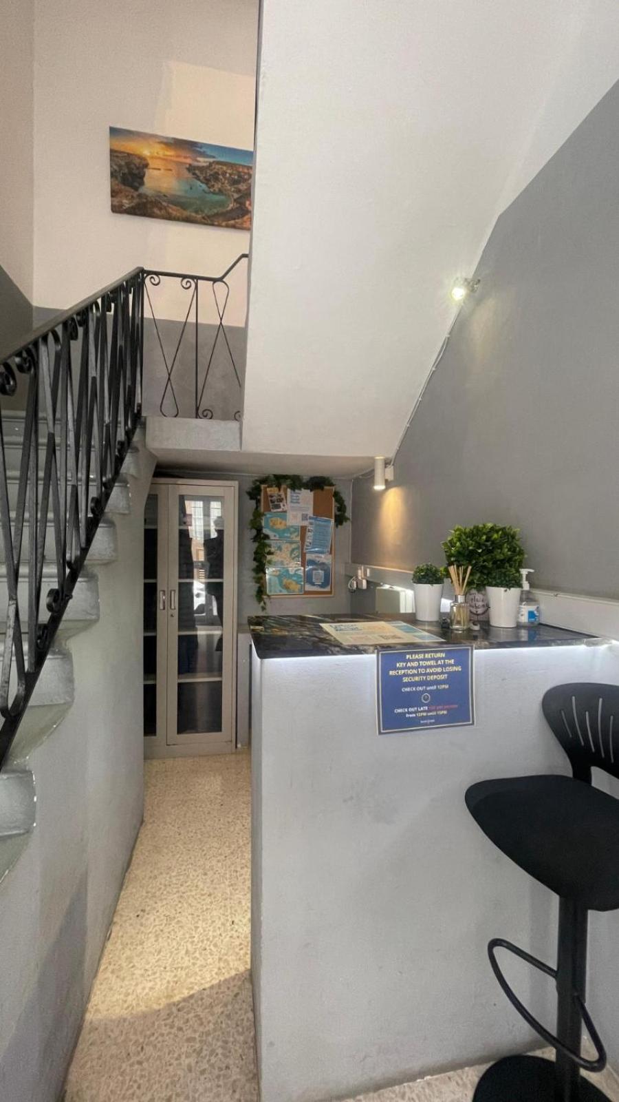 Bookarest Hostel Malta photo 4