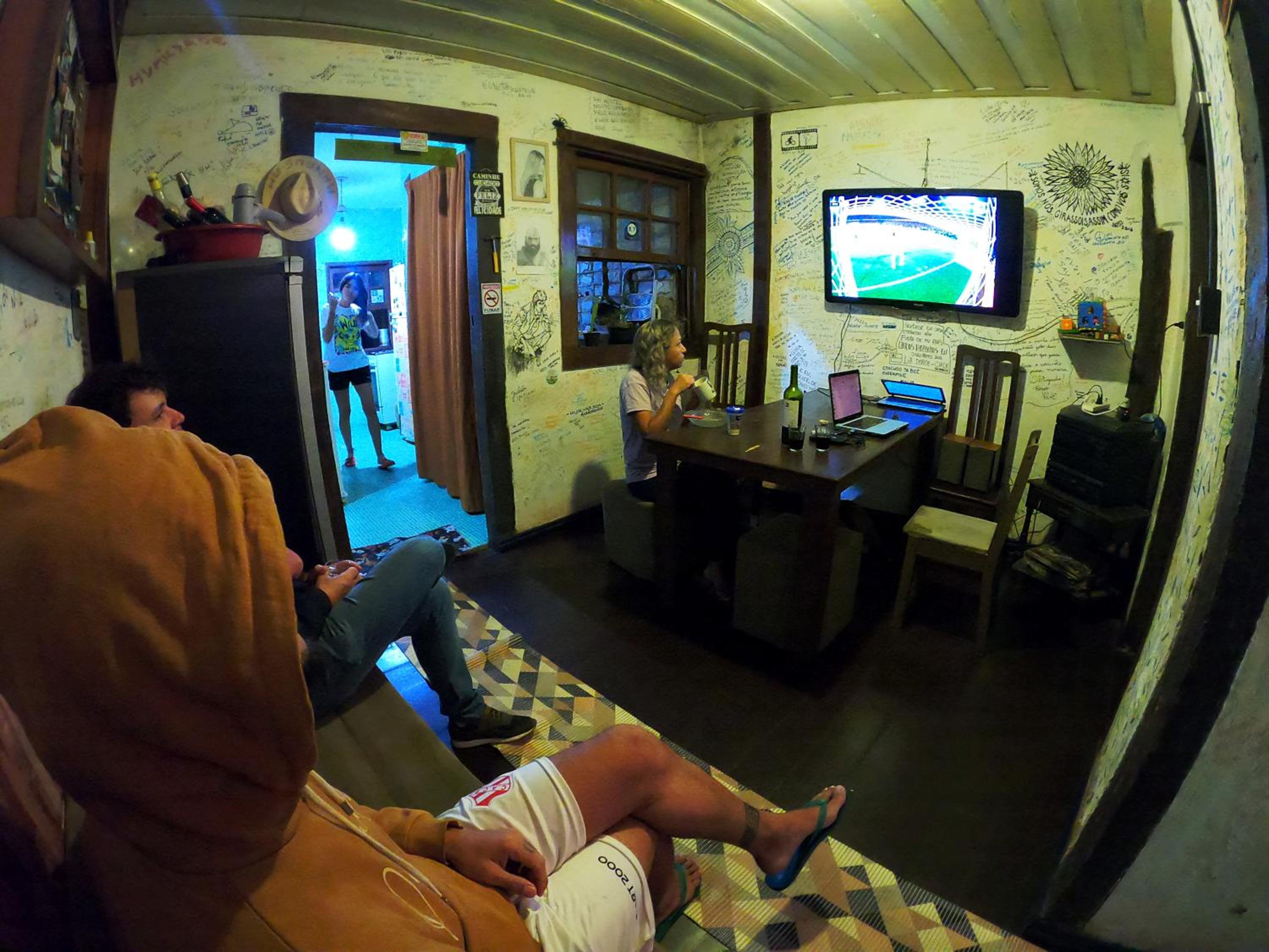 Photo 10