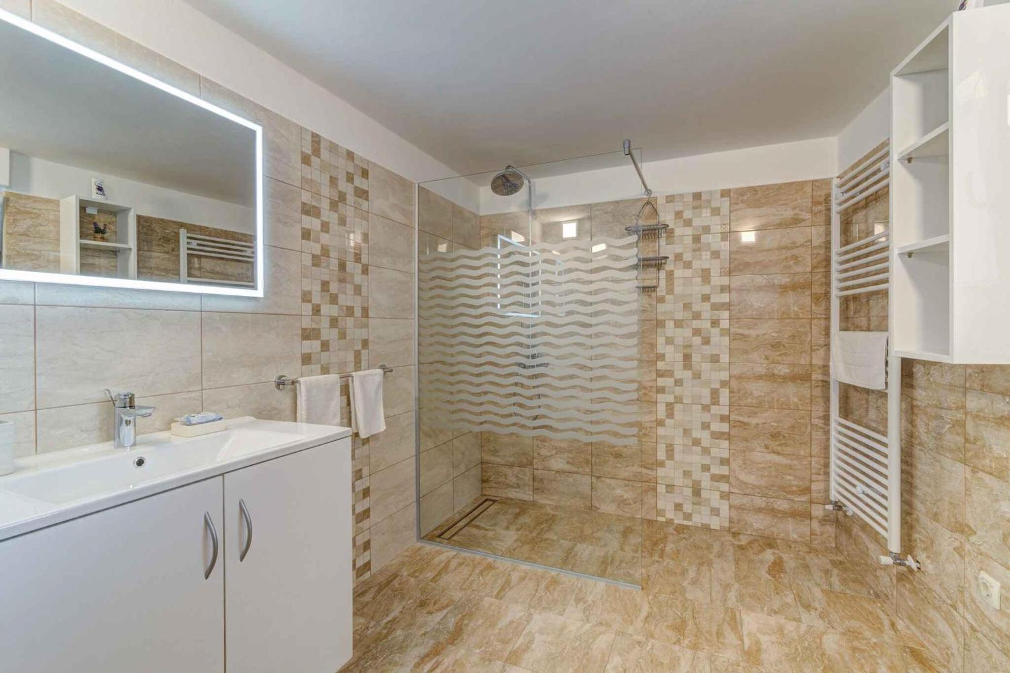 Holiday home in Novi Vinodolski 45274