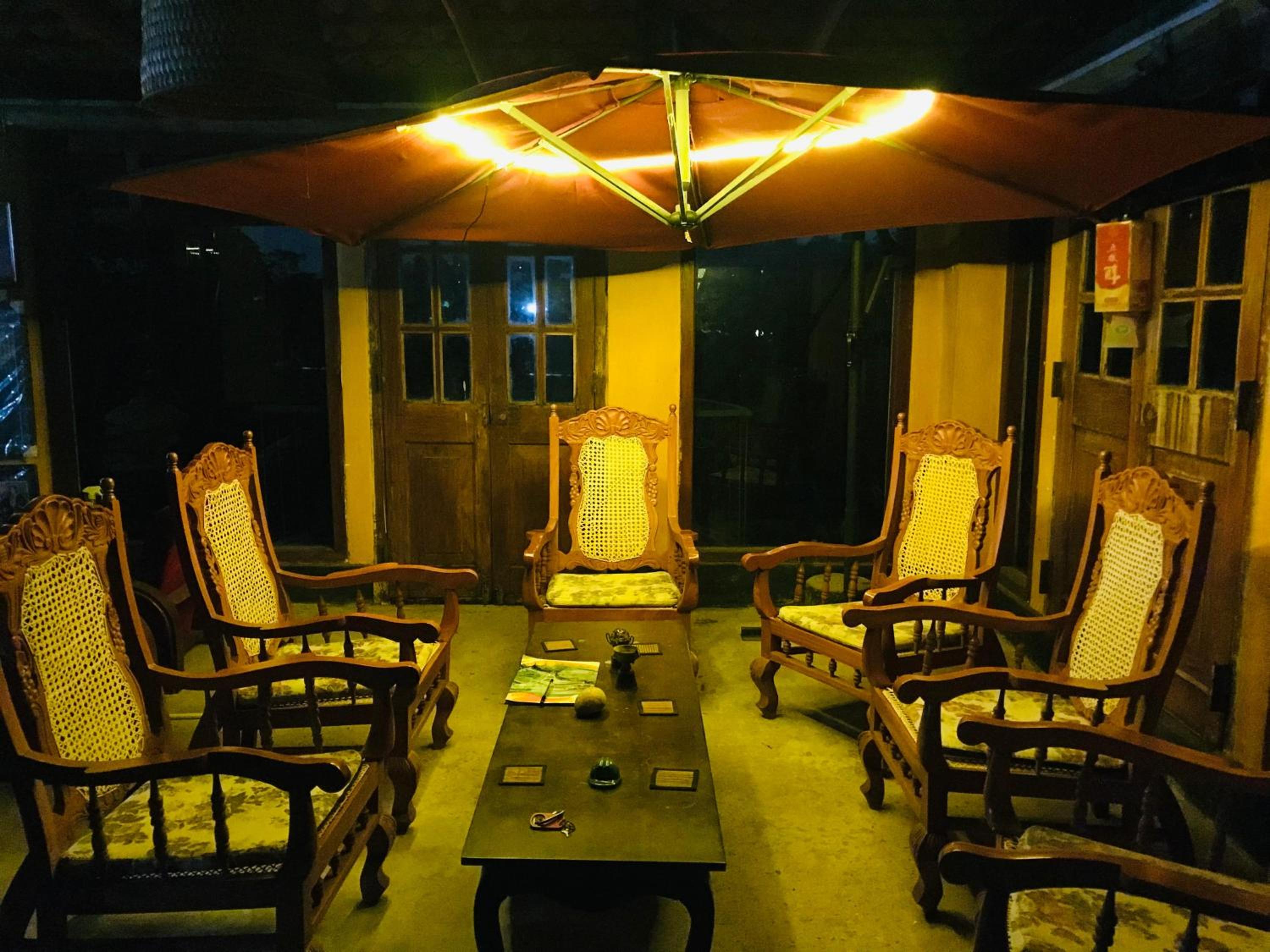lounge