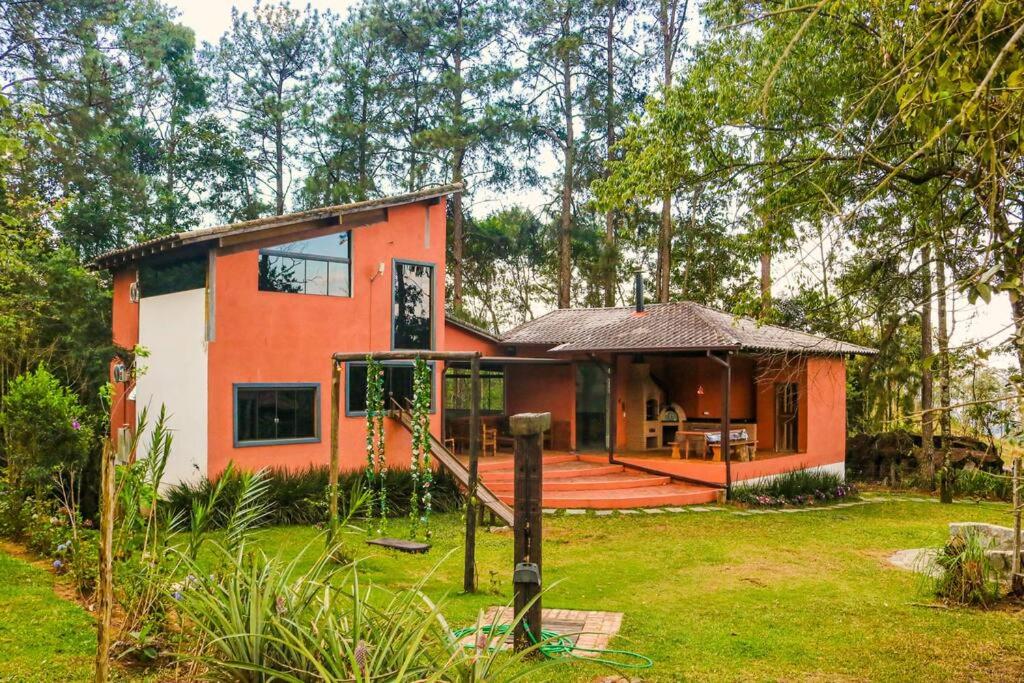 Refúgio na Serrinha do Alambari - Penedo -RJ