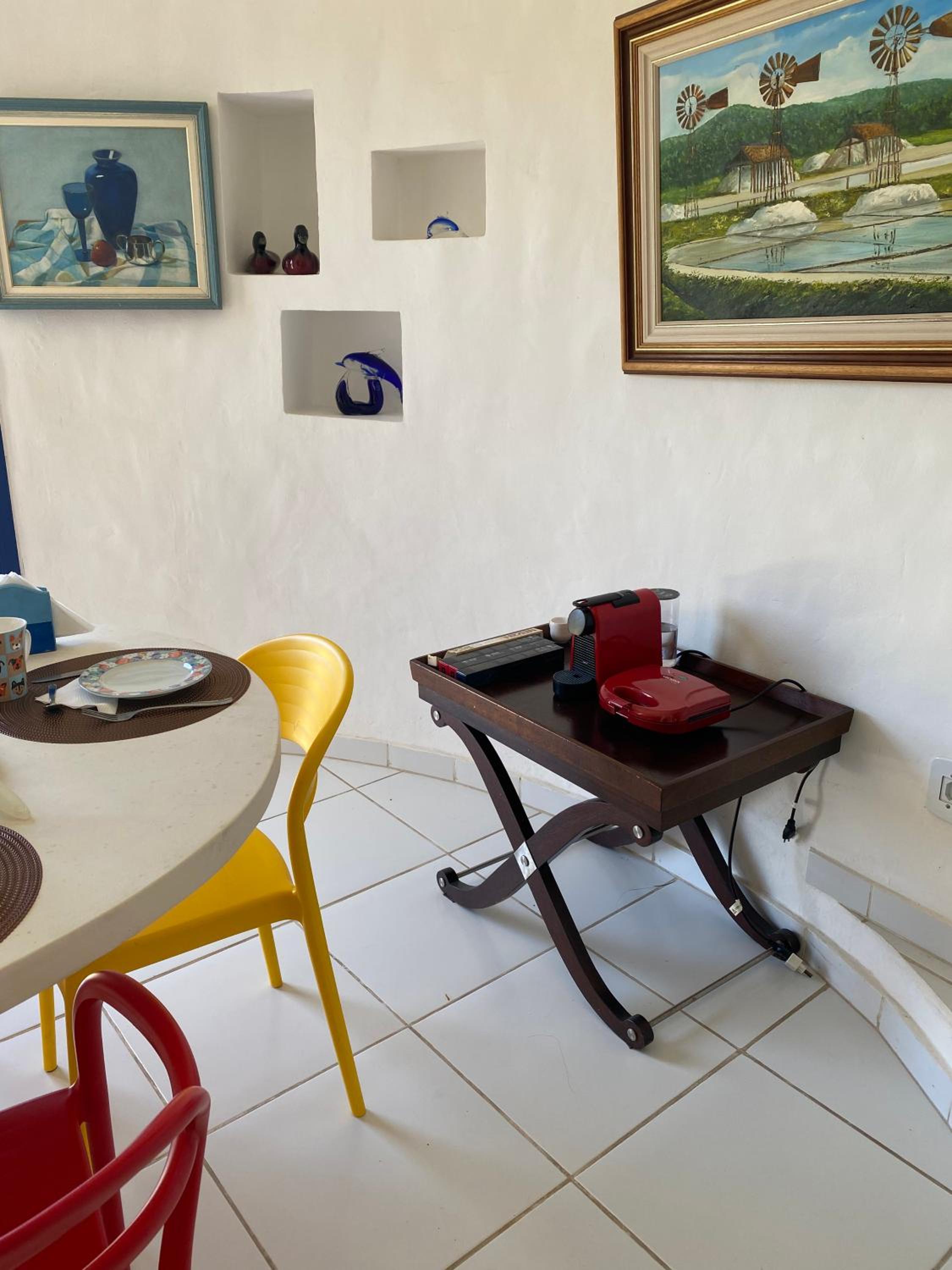 CASA DE REVISTA em Cabo Frio