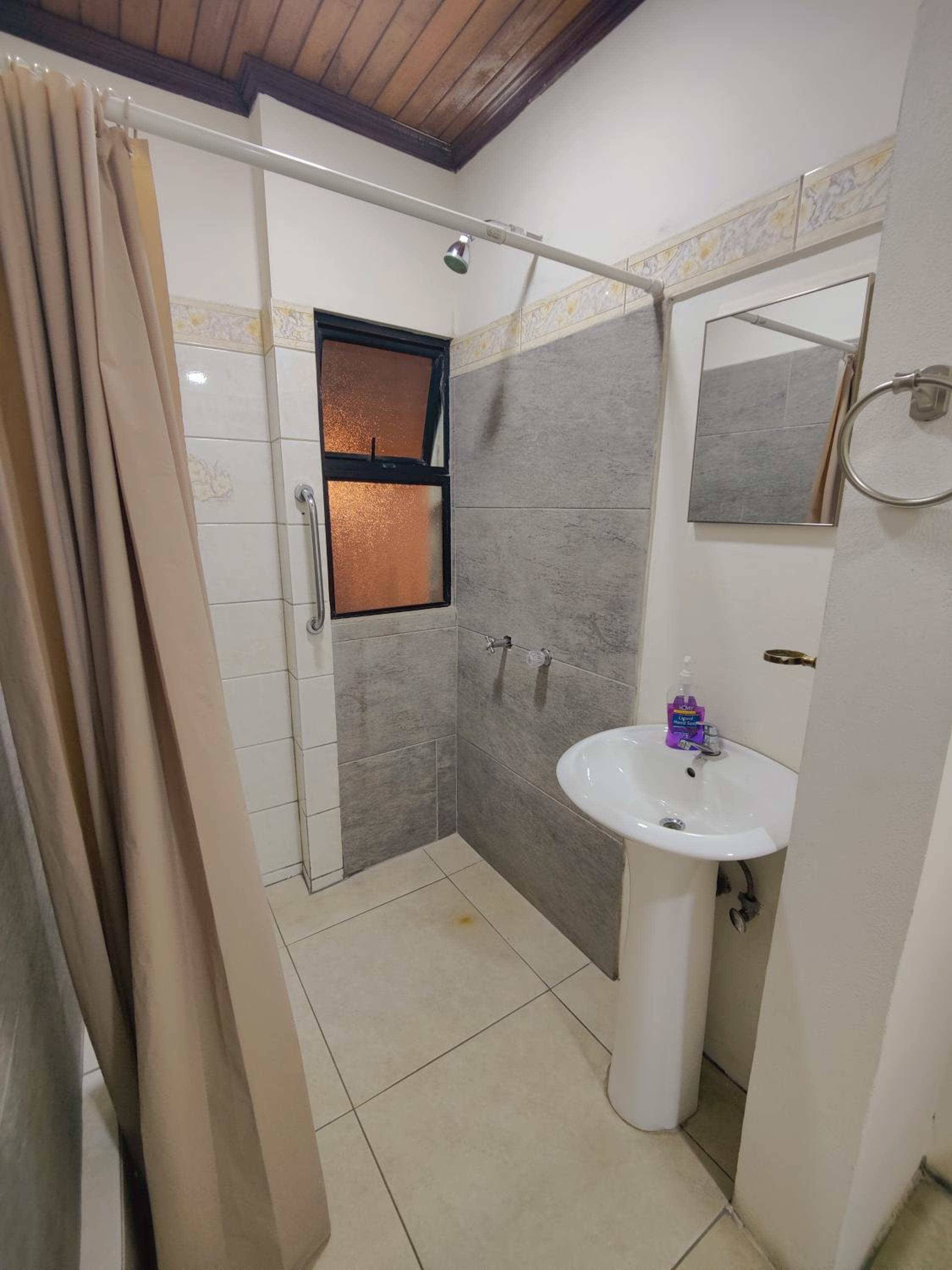Casa Escalante Hostel