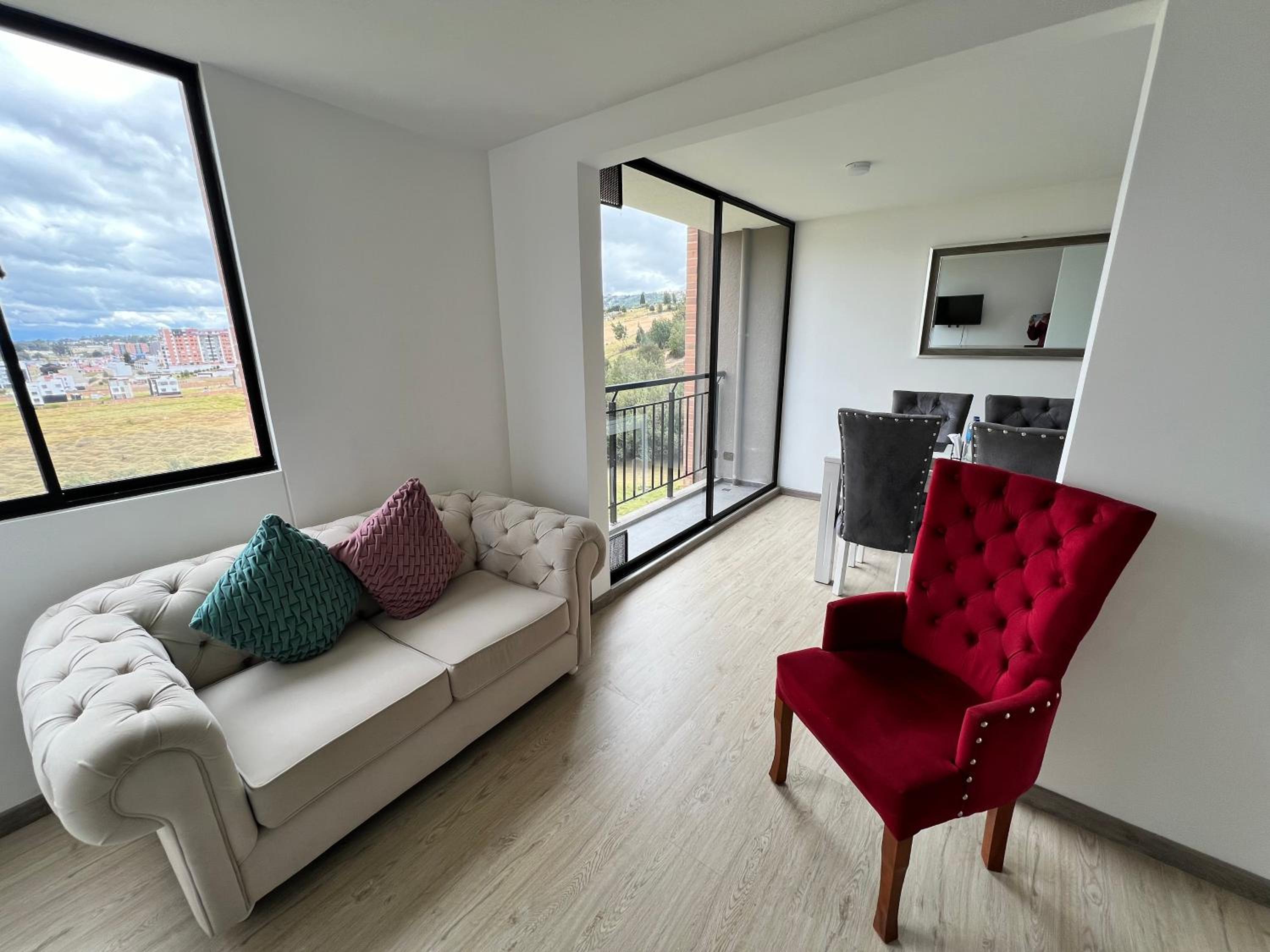 Nuevo Apartamento frente al Centro Comercial VIVA