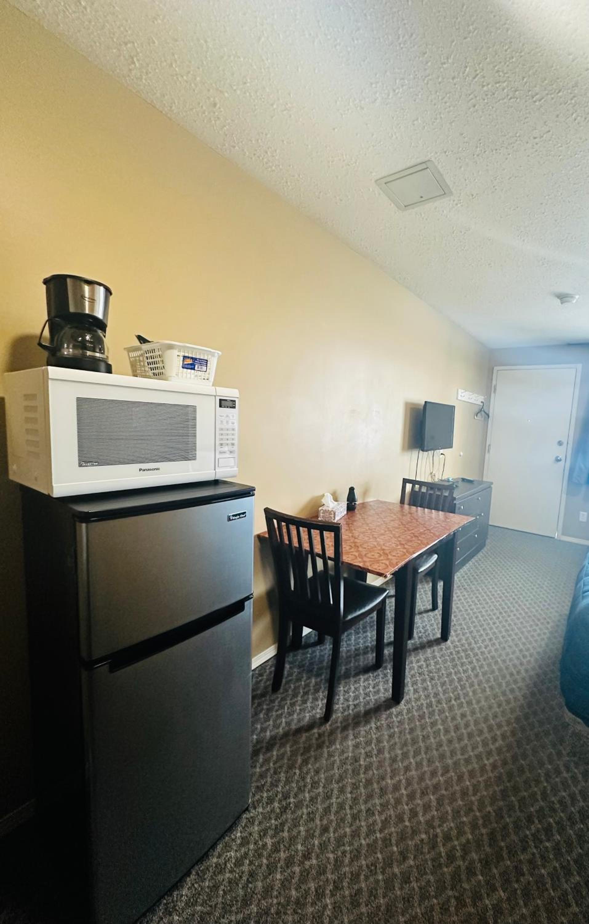 Voyageur Motel