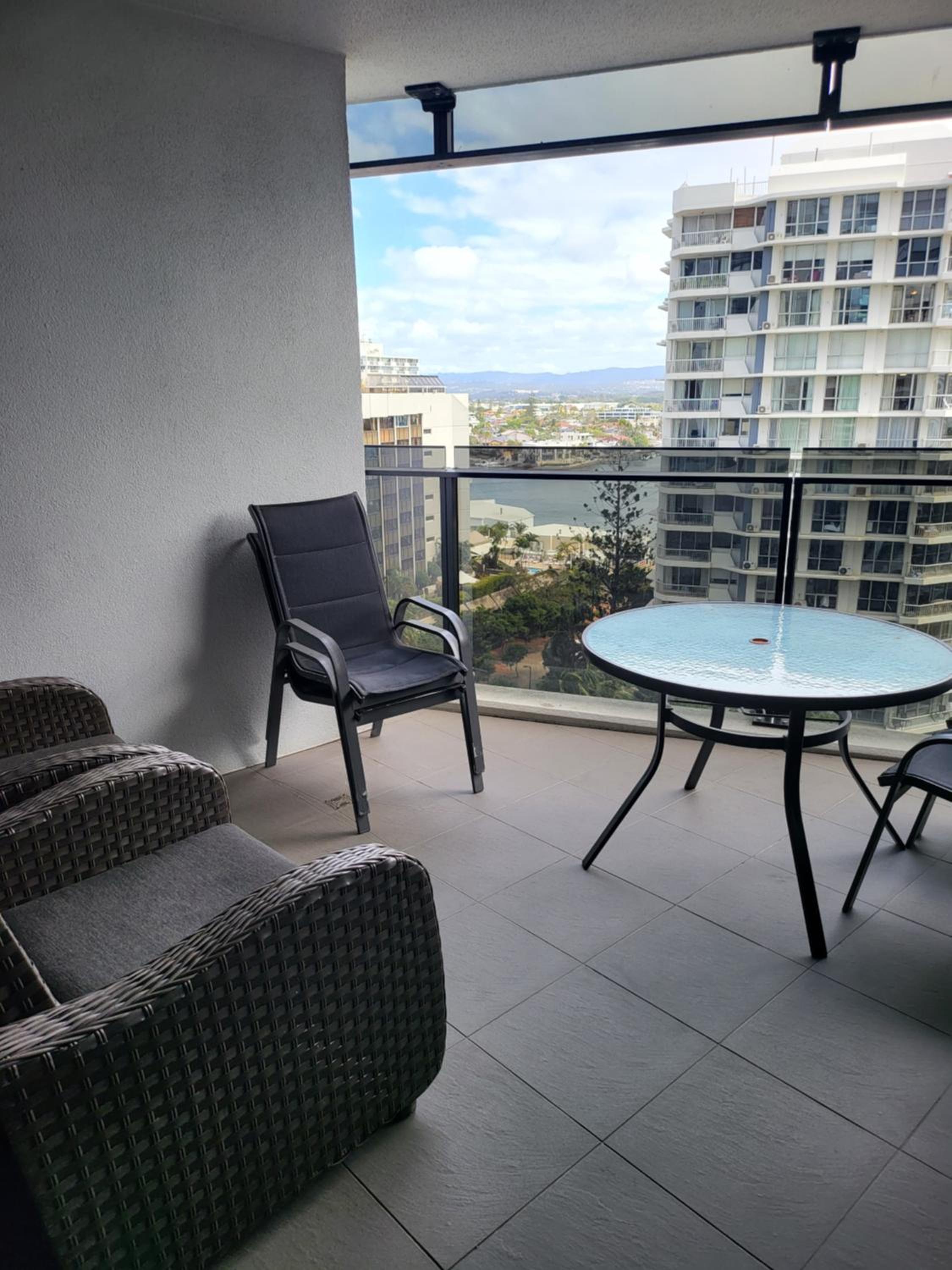 Circle on Cavill - Hosted by Coastal Letting Co.