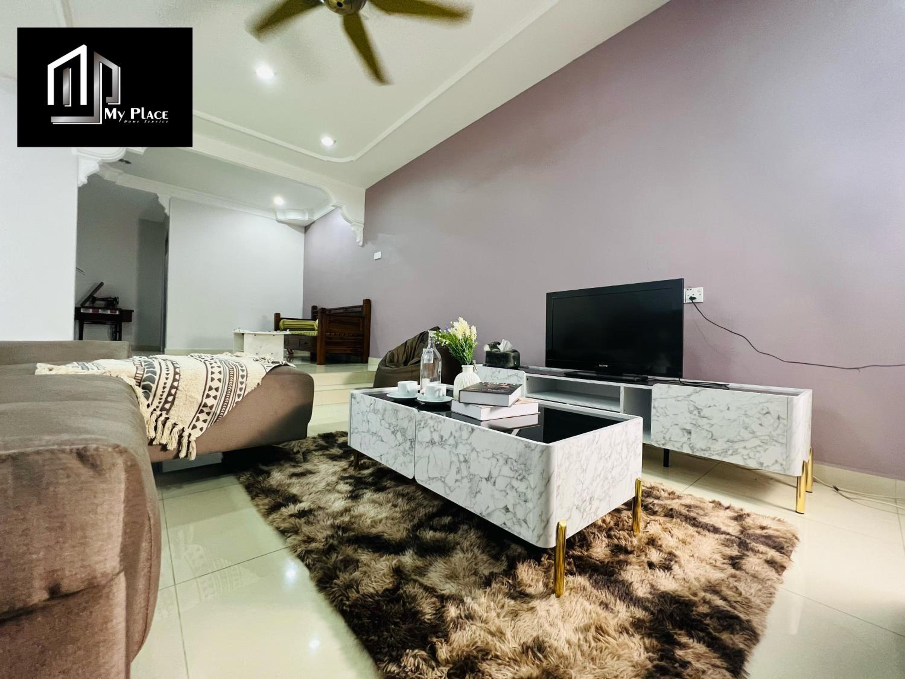 2 Storey 5BR 16pax Semabok Taman Cheng Ho, 3 by Myplace photo 7