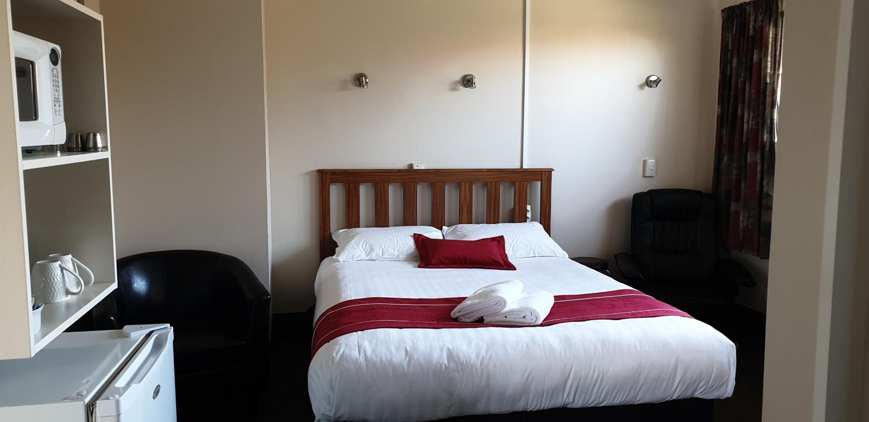 Commodore Motor Lodge