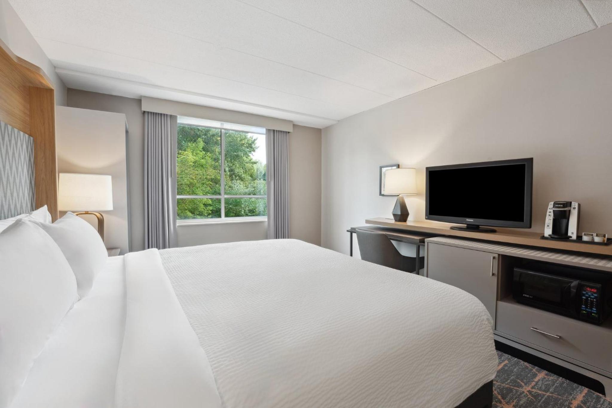Portsmouth Vacations - Holiday Inn Portsmouth, an IHG Hotel - Property Image 37