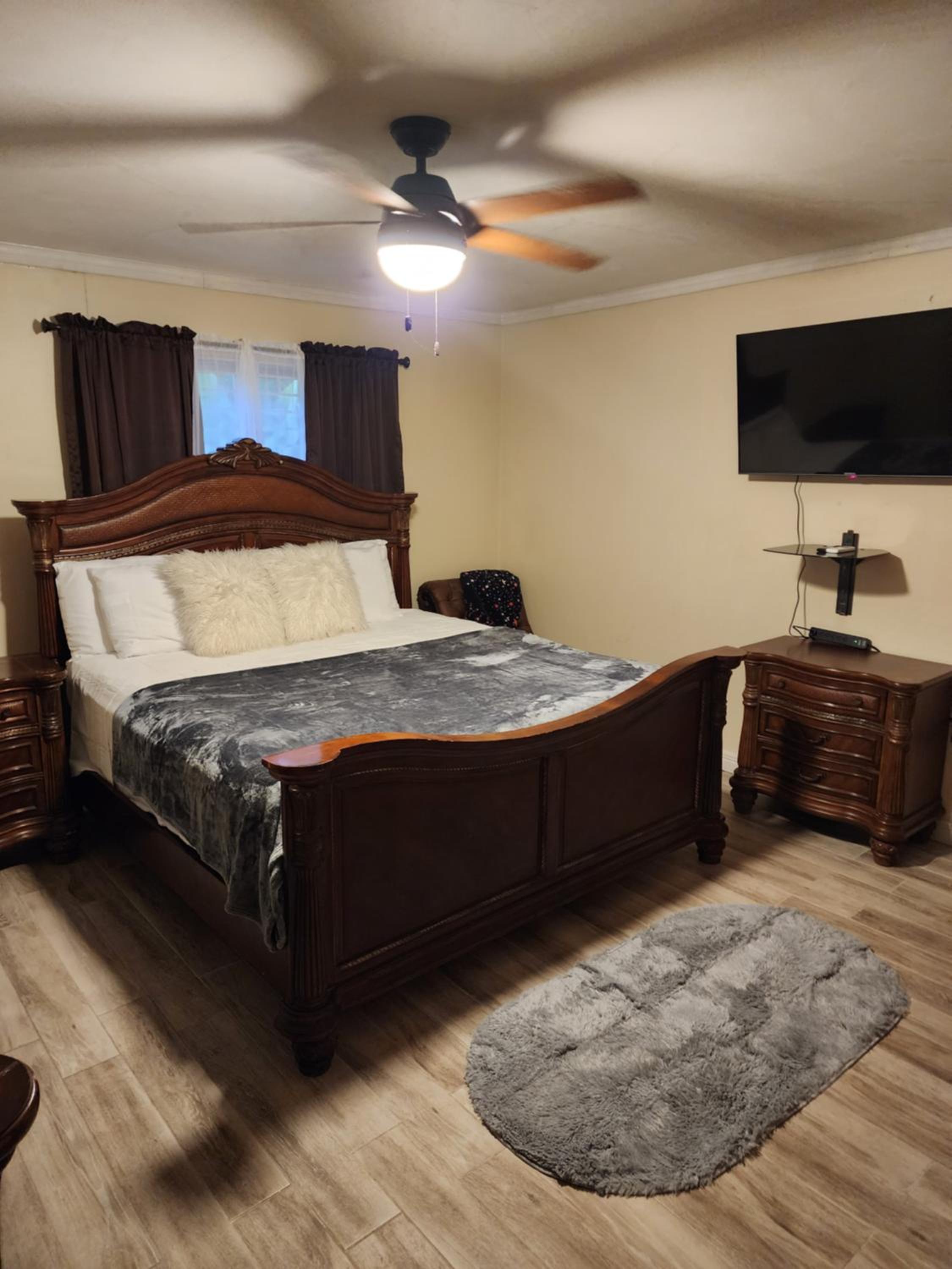 11onEssex1 in the heart of Kingston Ja DN Vacations view 3