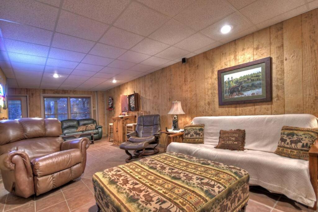 Troutmanor South