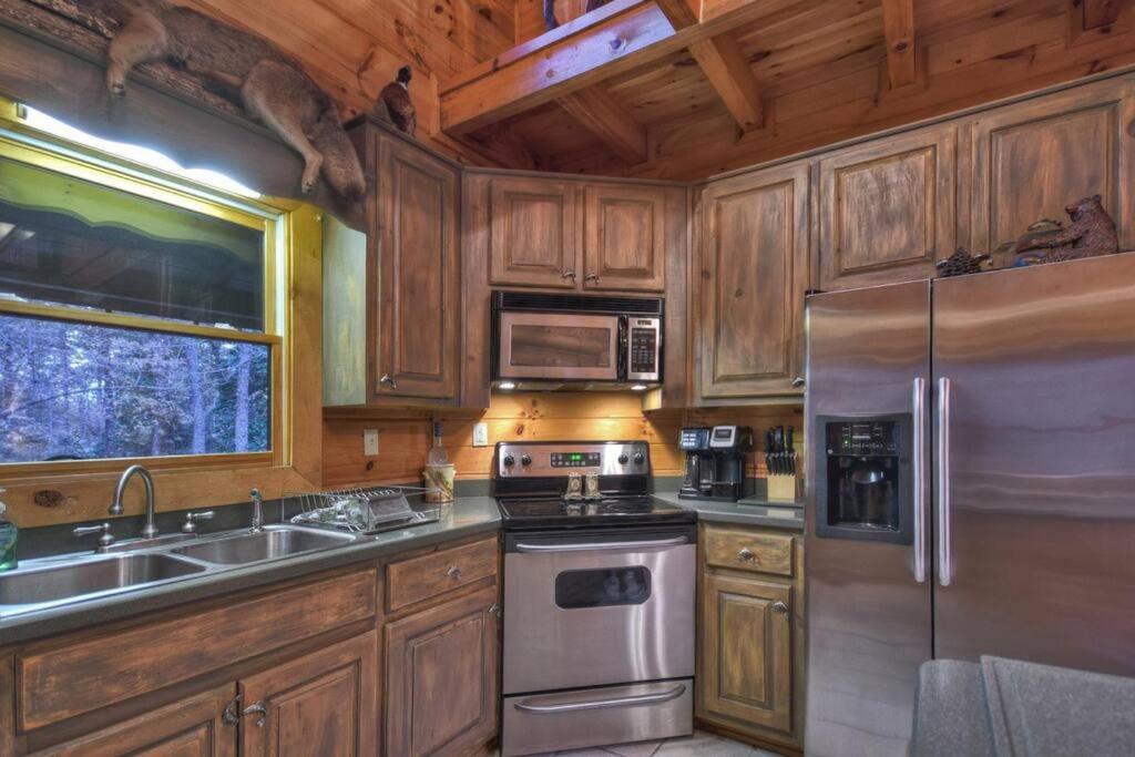 Troutmanor South