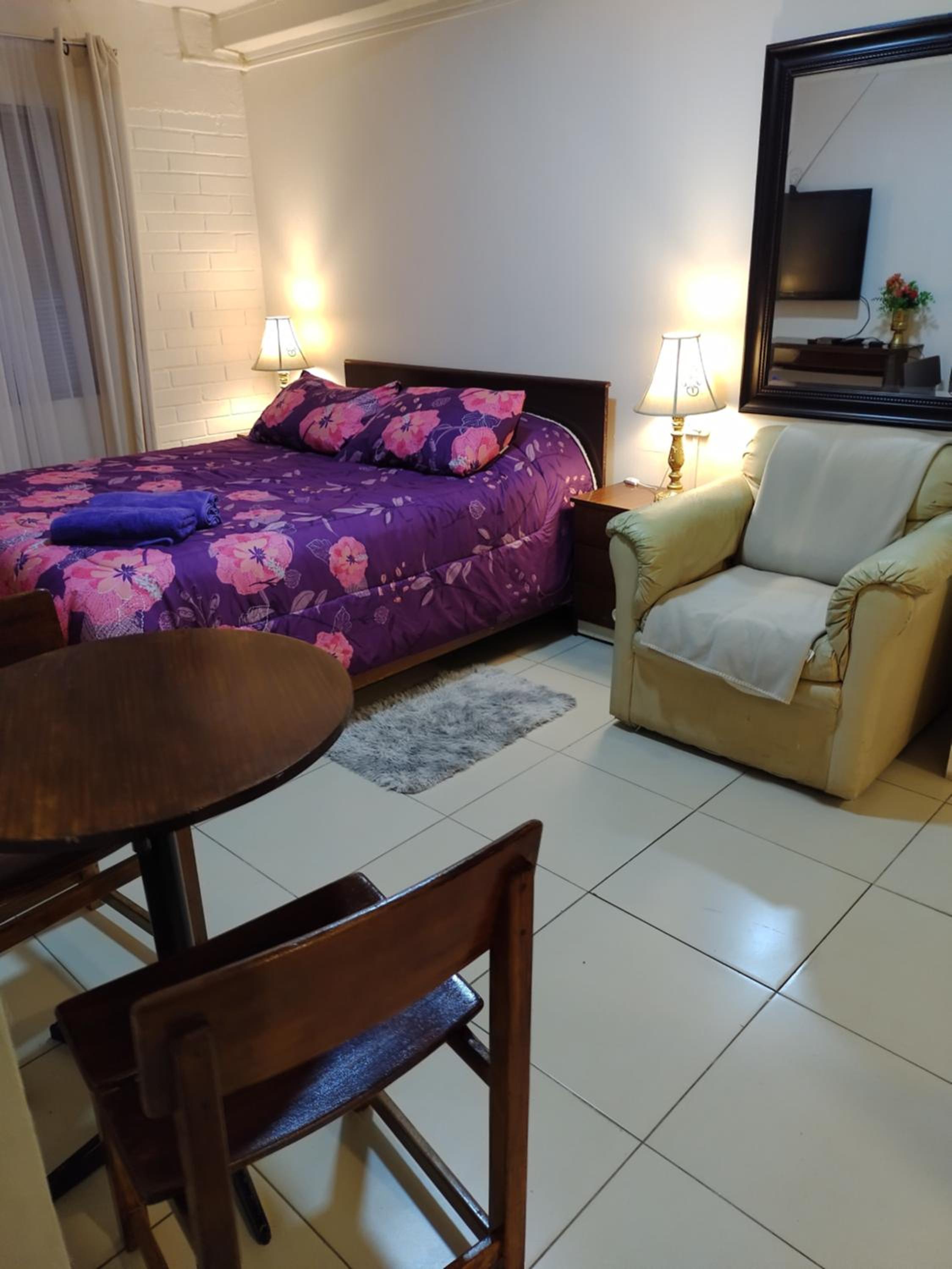 Hostal Renca, Casa Hotel