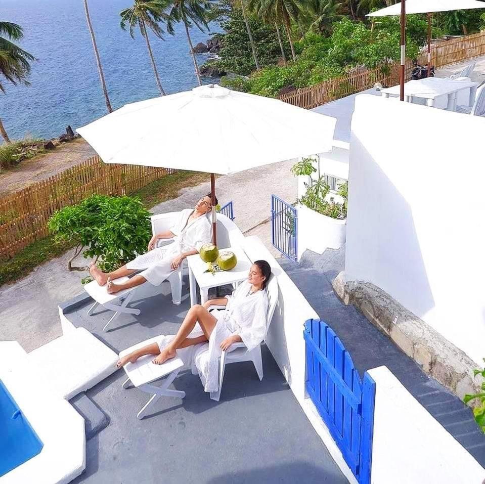 Bintana Sa Paraiso