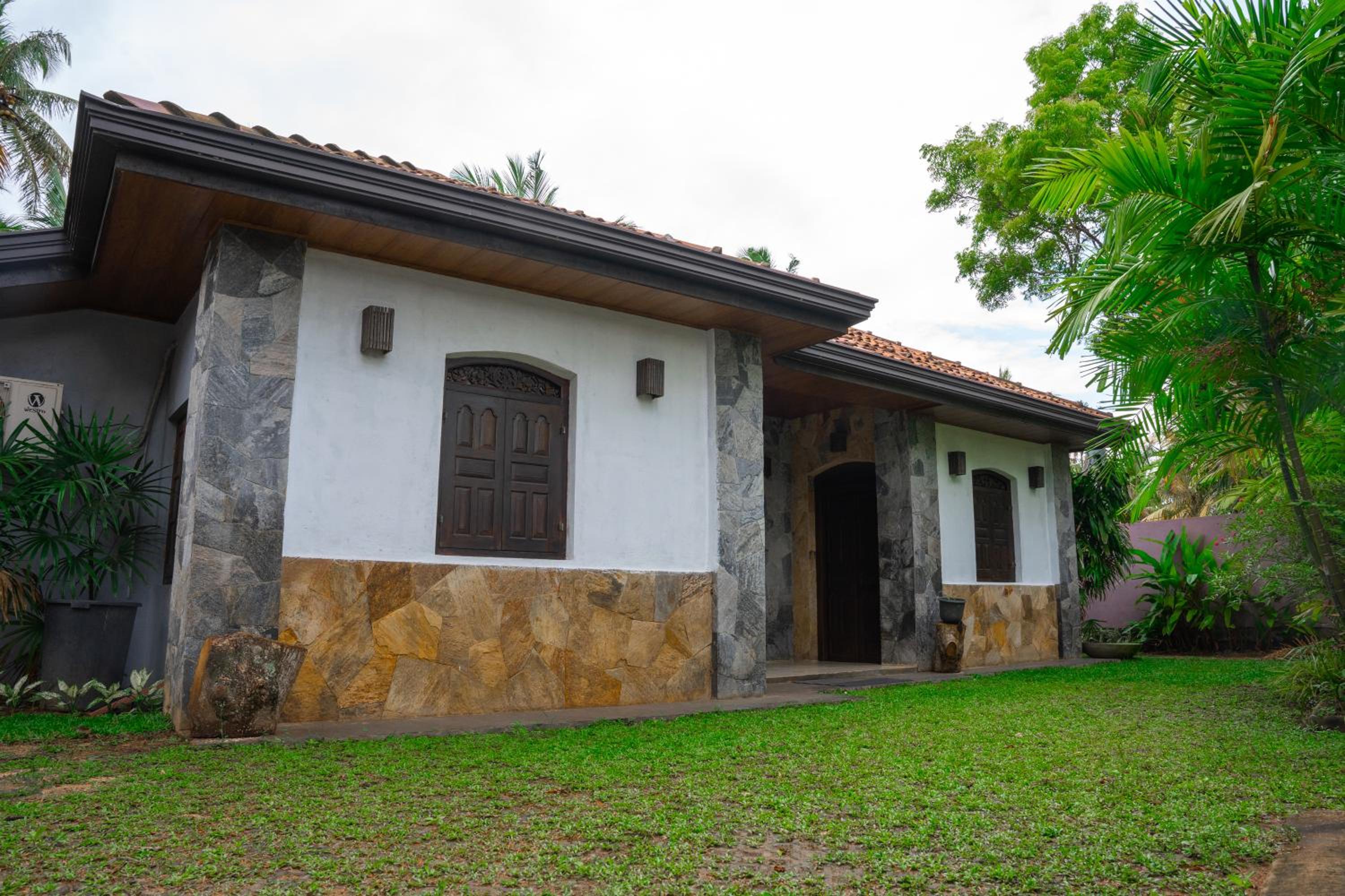 Villa Tangalle Lagoon