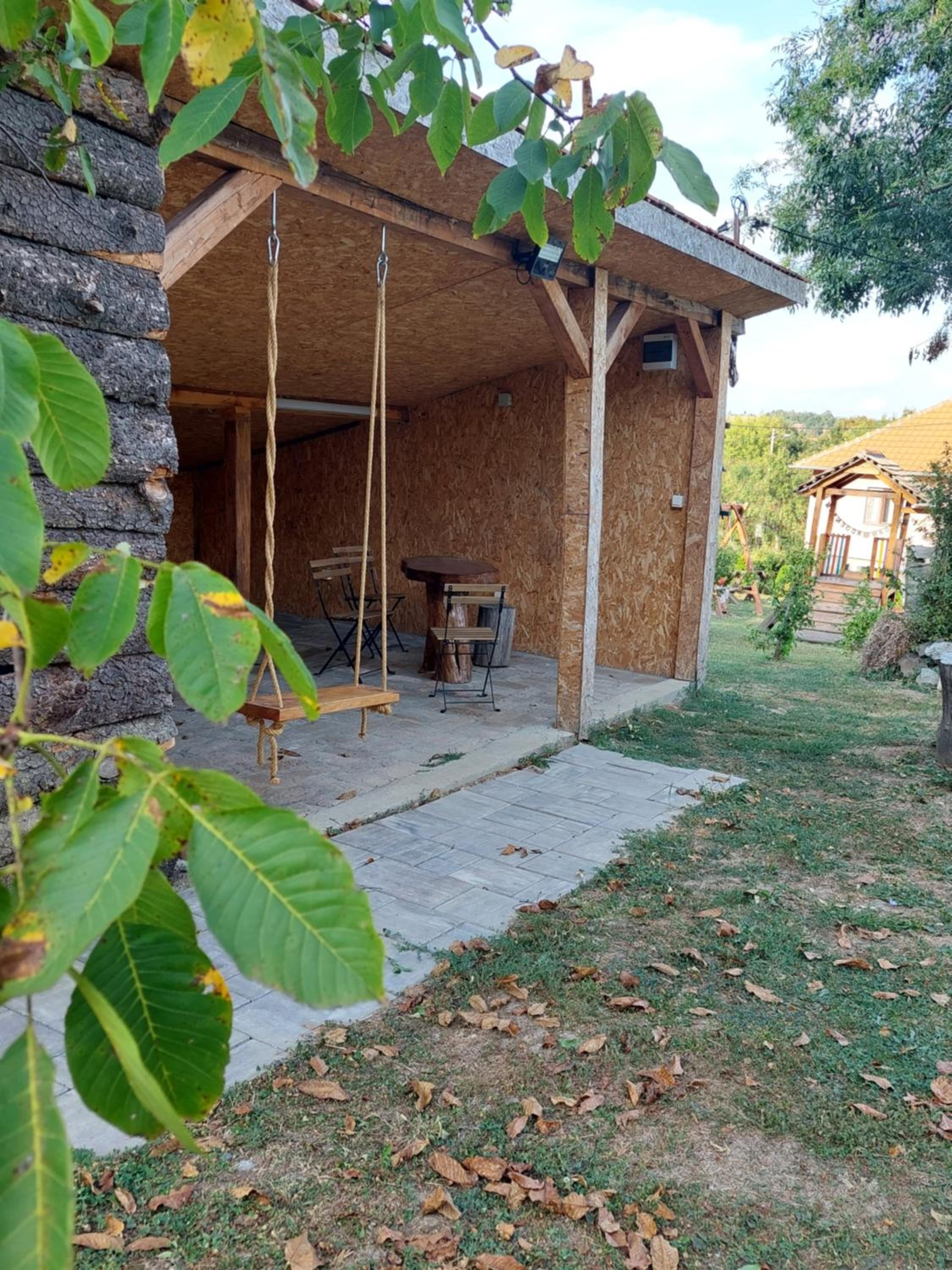 Photo 18