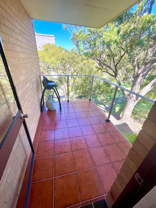 'Serenity Now' Shoal Bay Beach Front with All Linen, WiFi and Air Con