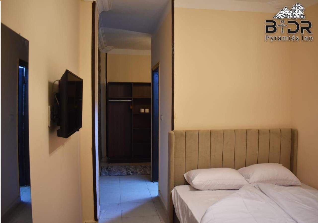 Badr pyramids inn