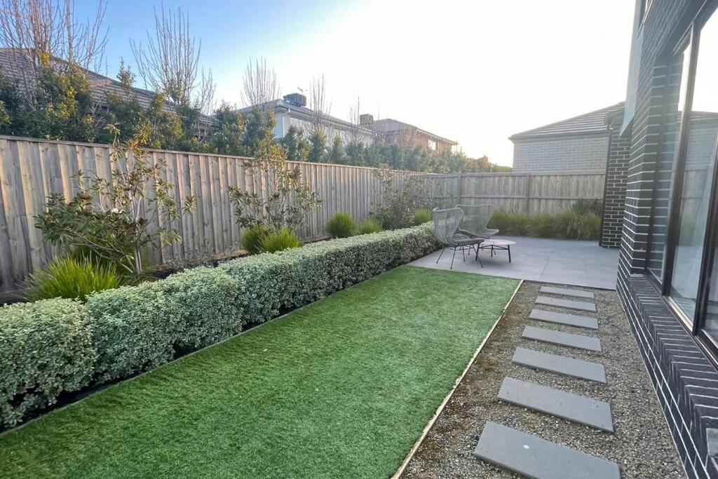 Werribee Gem Luxe Home Family Getaway 6Bed Netflix