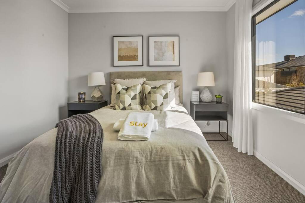 Werribee Gem Luxe Home Family Getaway 6Bed Netflix