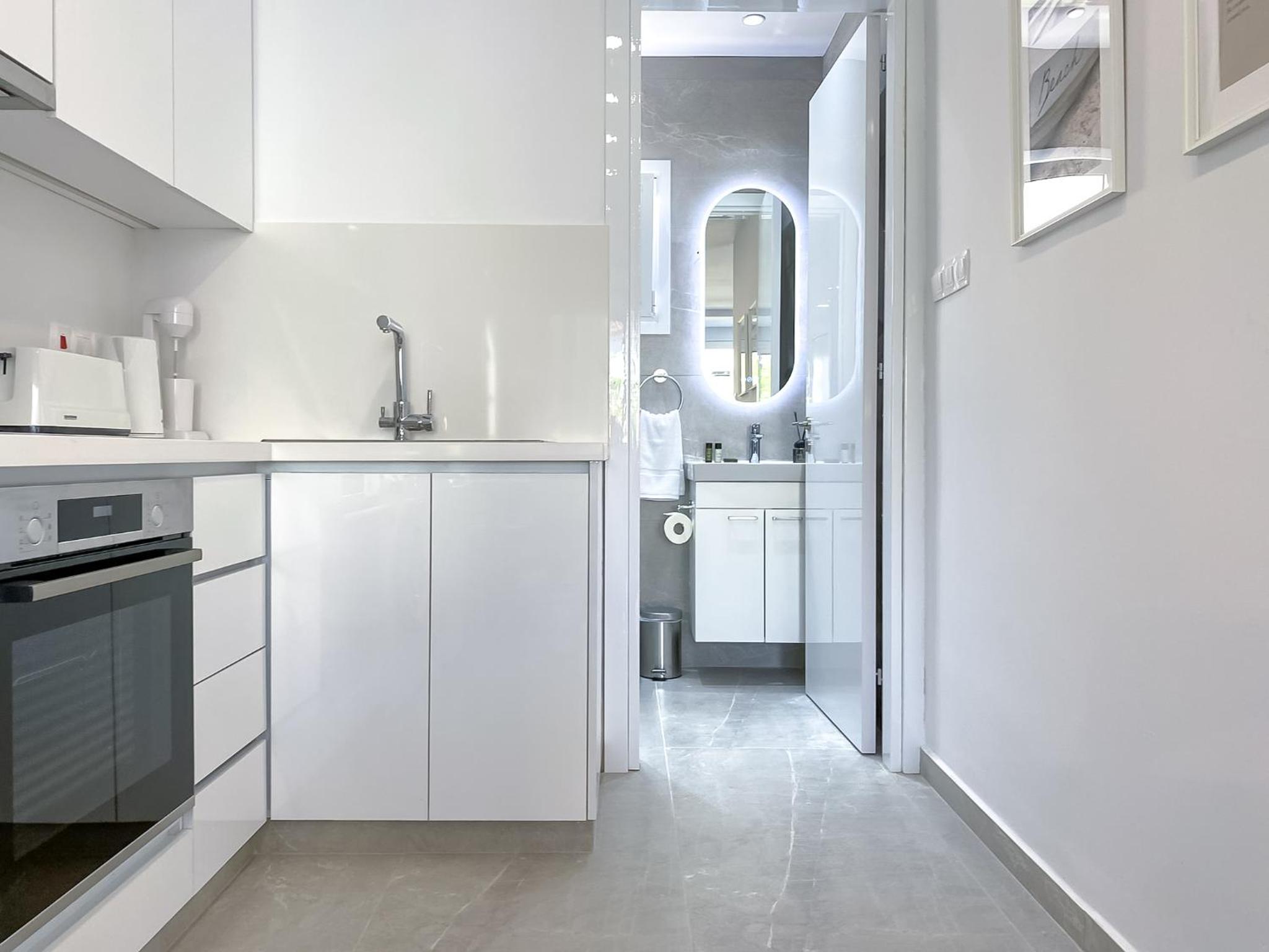 Phaedrus Living Limnaria Luxury Flat Vine 121