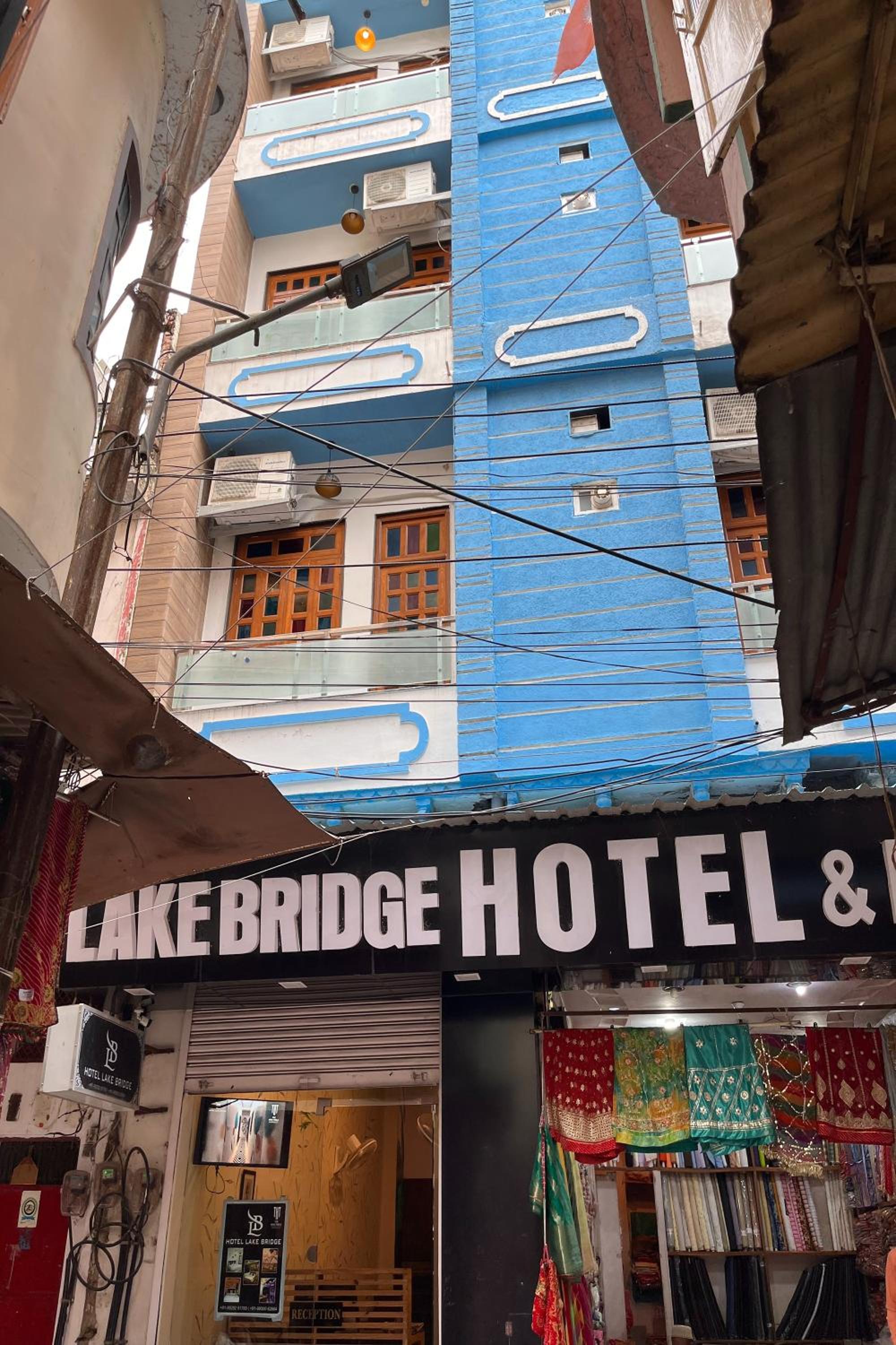 Hotel Lake Bridge view 2