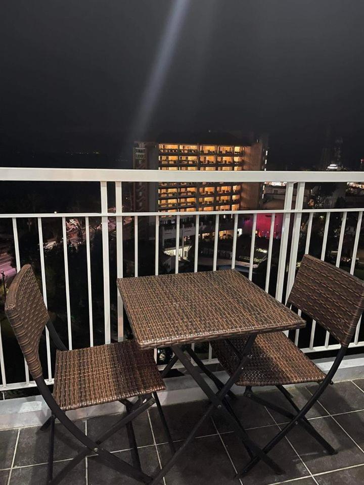 100% Taal view with Balcony view 5