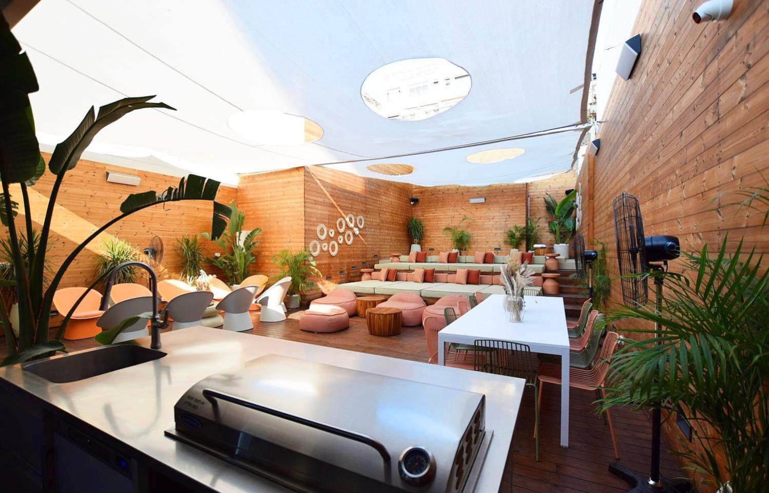 lounge