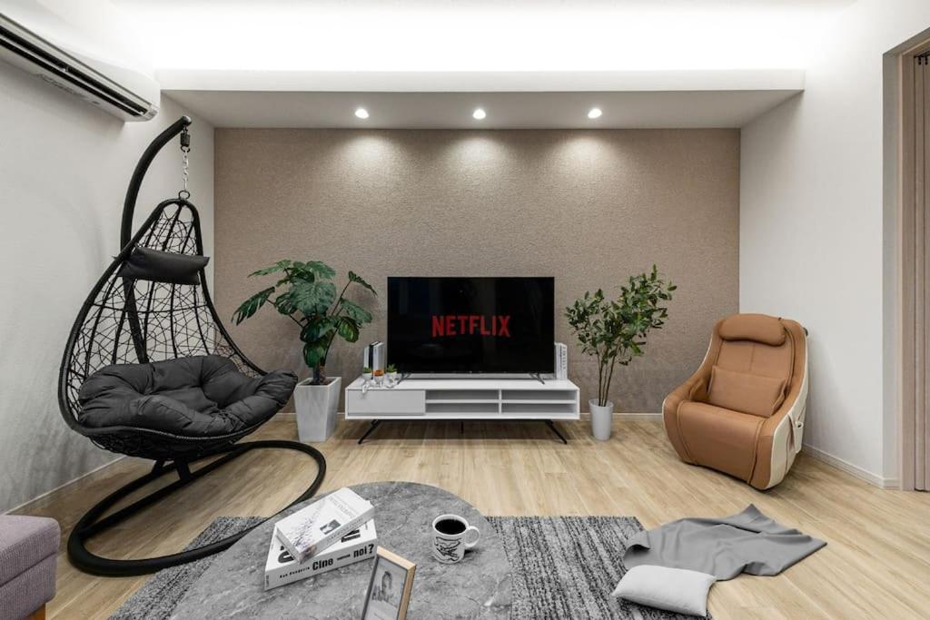 THE Prestige view 5