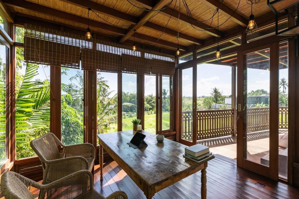 Luxury 3bd Pererenan Villa with Private Pool and Yoga Room view 5