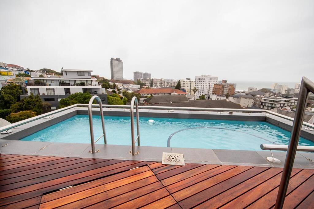 Modern 1 Bedroom apartment, pool Nineons - Seeff ShortStay view 4