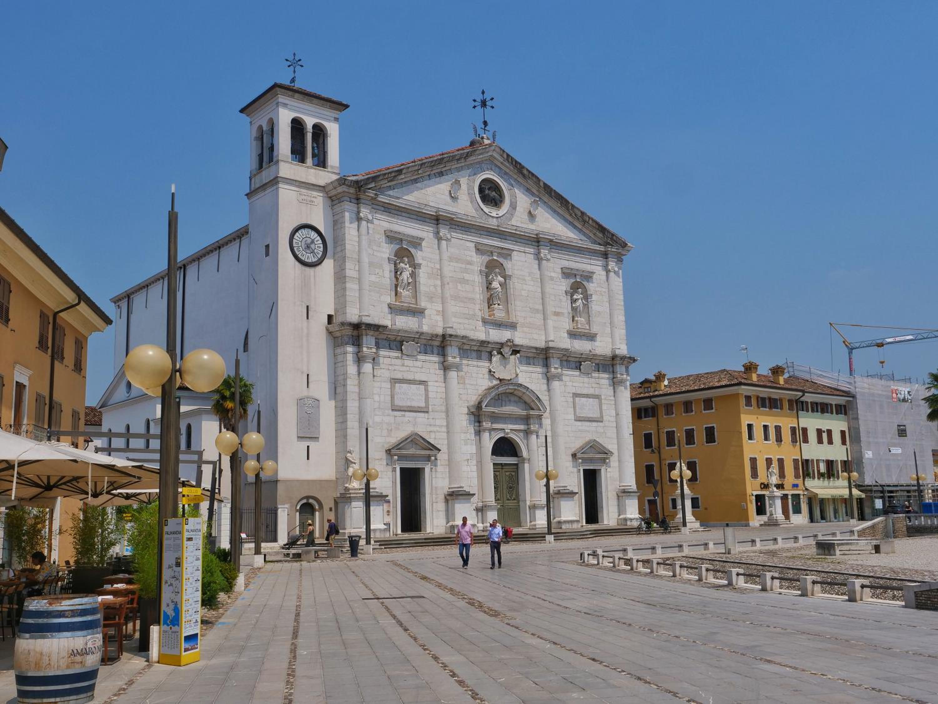 Photo 16