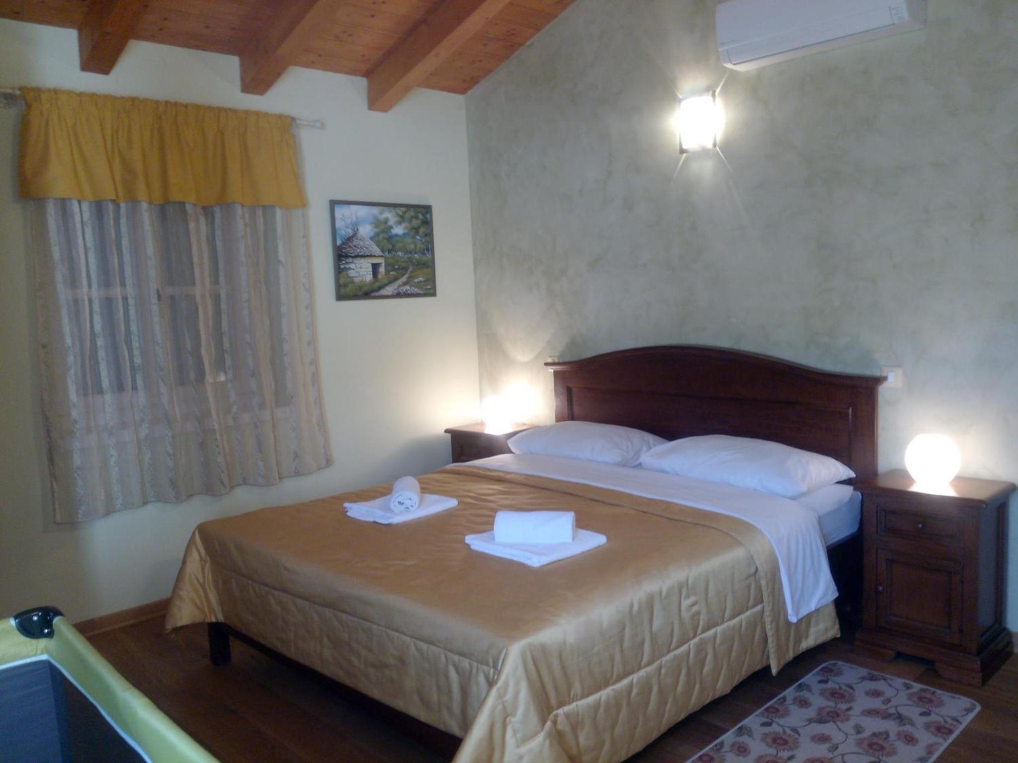Elegant villa in village Pavićini, Istria view 5