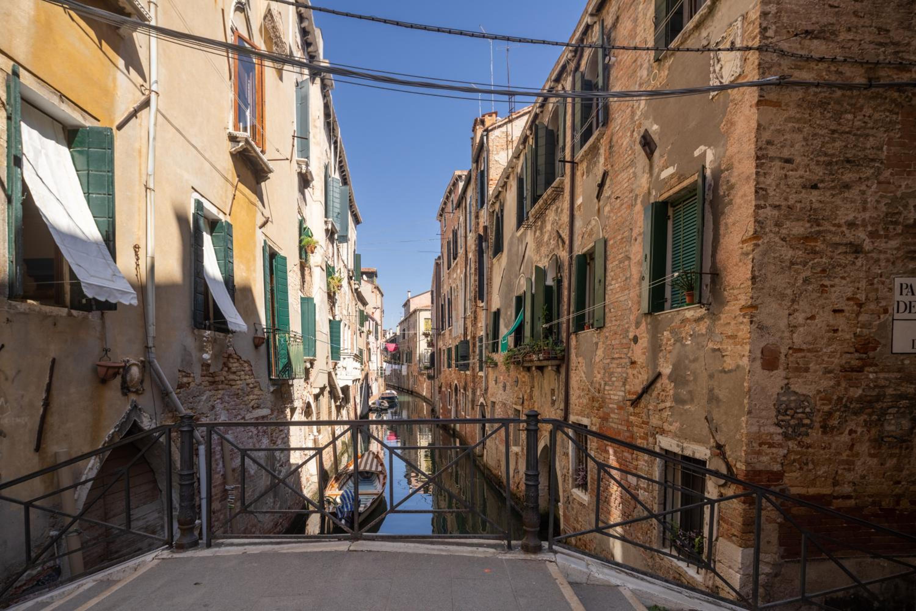 Castello Apartment with Garden R&R