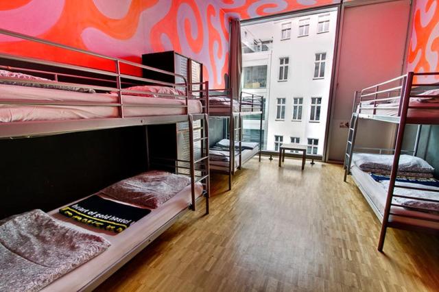 Heart of Gold Hostel & Capsules Berlin