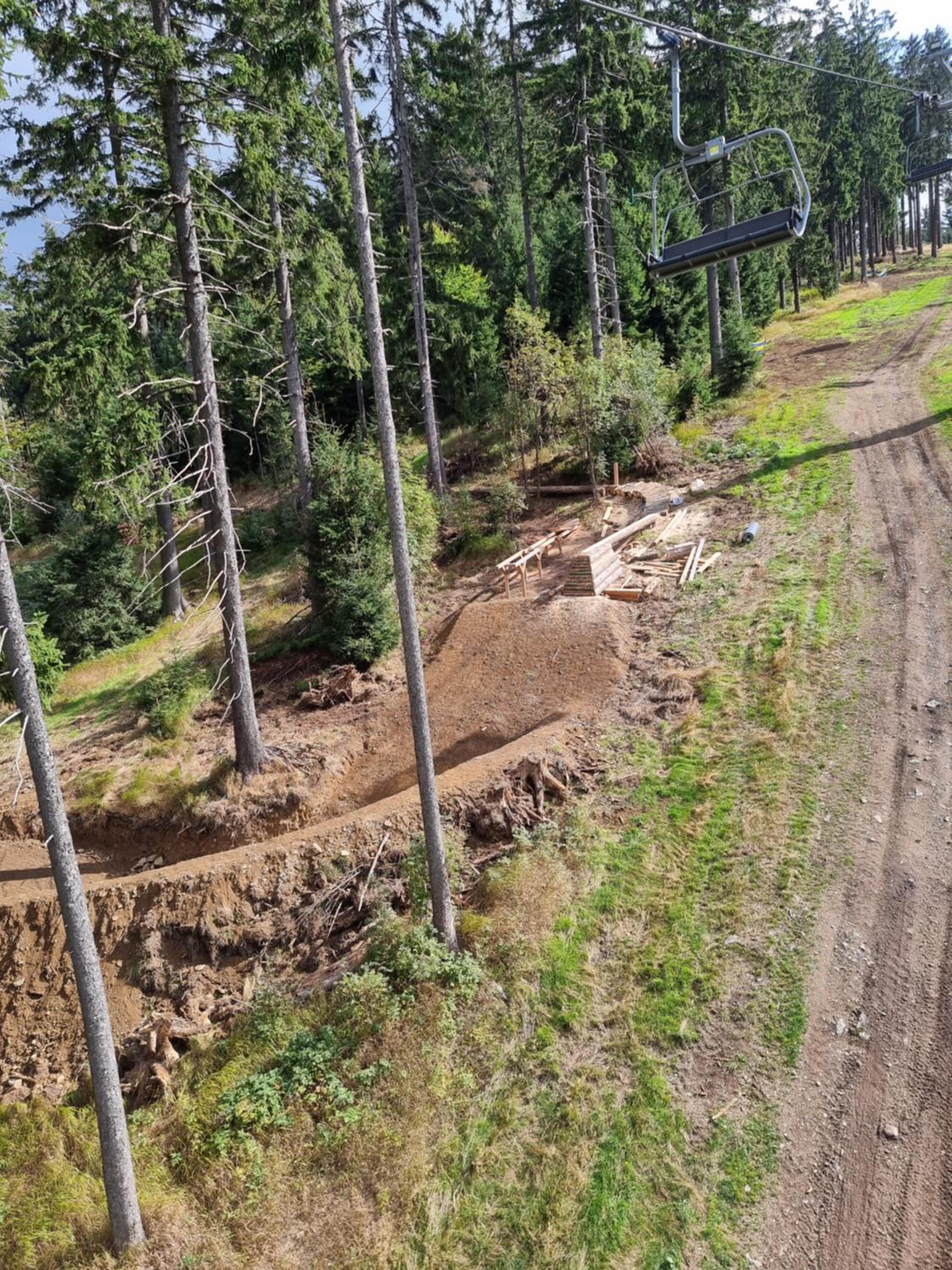 Roubenka Mlýn u skály Deštné v Orlických horách volné termíny 5 bytů