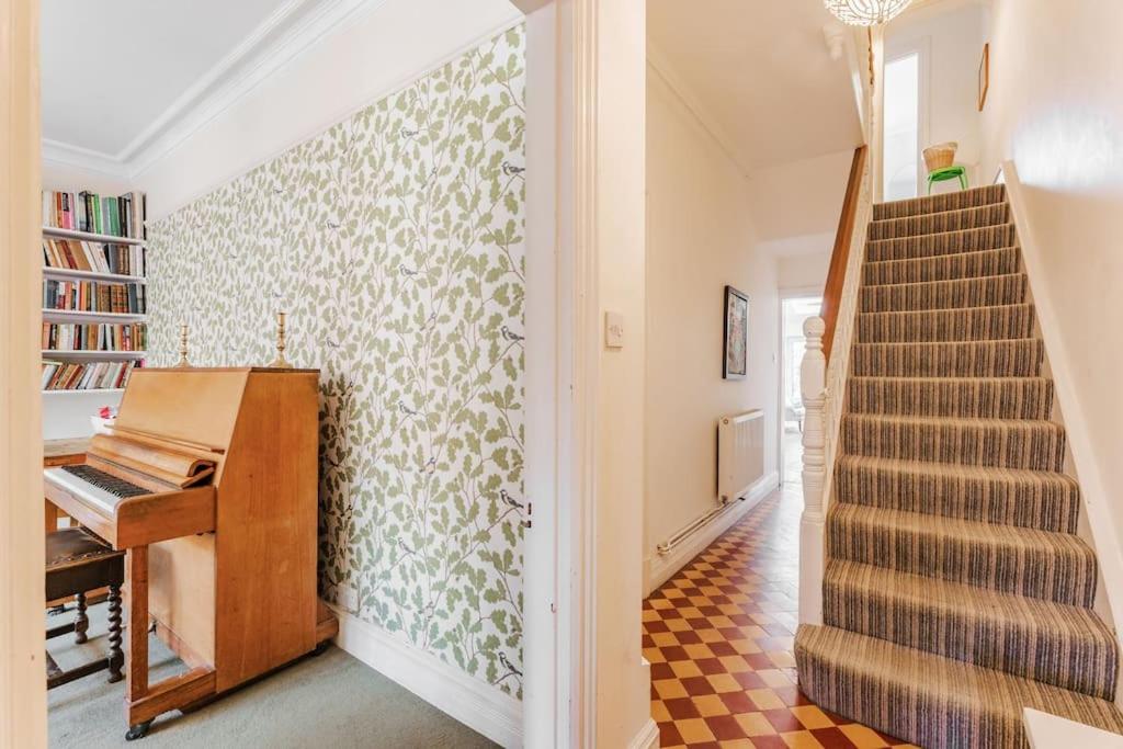 14 Morris Street view 5
