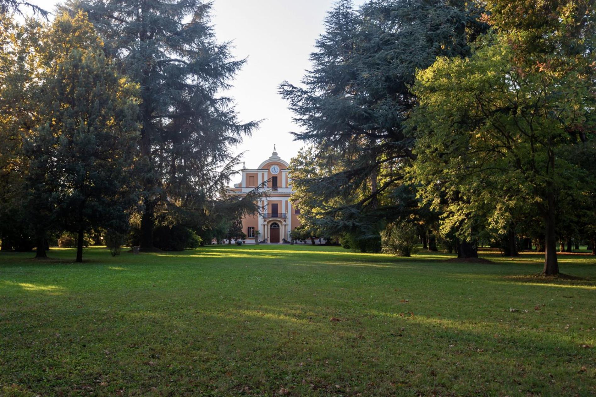 Hotel Villa Zarri Guest House